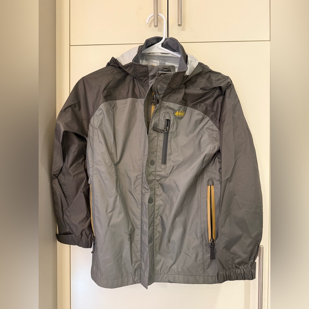 REI Kids Gray Raincoat with Yellow Accents. Size Medium 10-12. - Picture 3 of 4